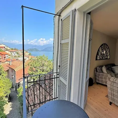 Riva House
